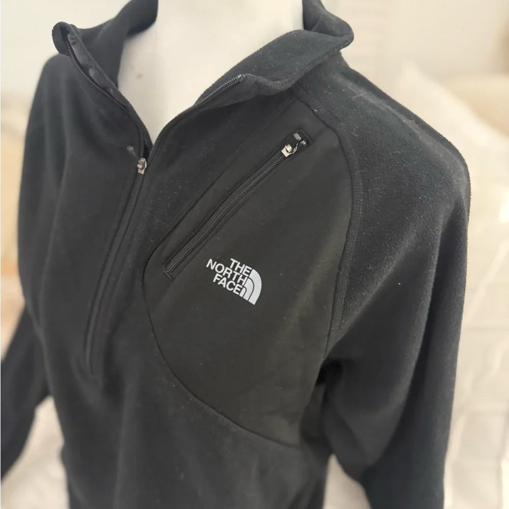 The North Face Black Polyester Blend Pullover Flight Series